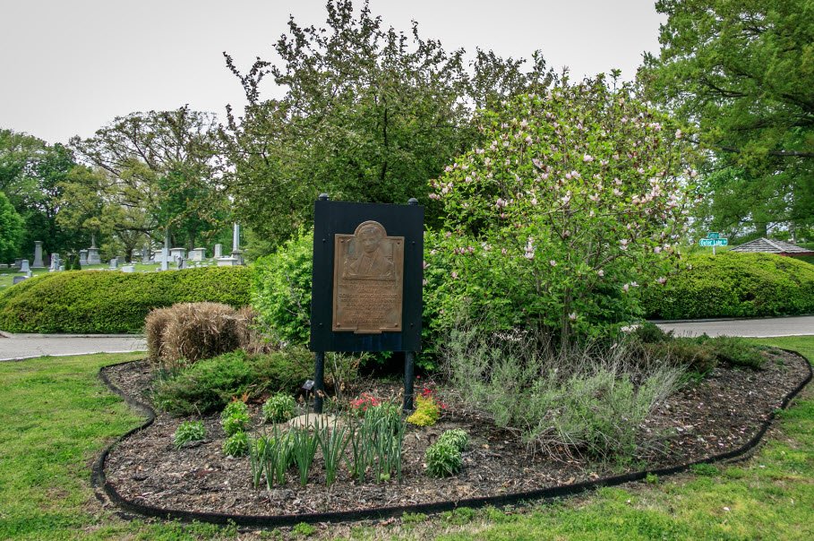 Locust Hill Cemetery and Arboretum, Evansville, Indiana, United States
